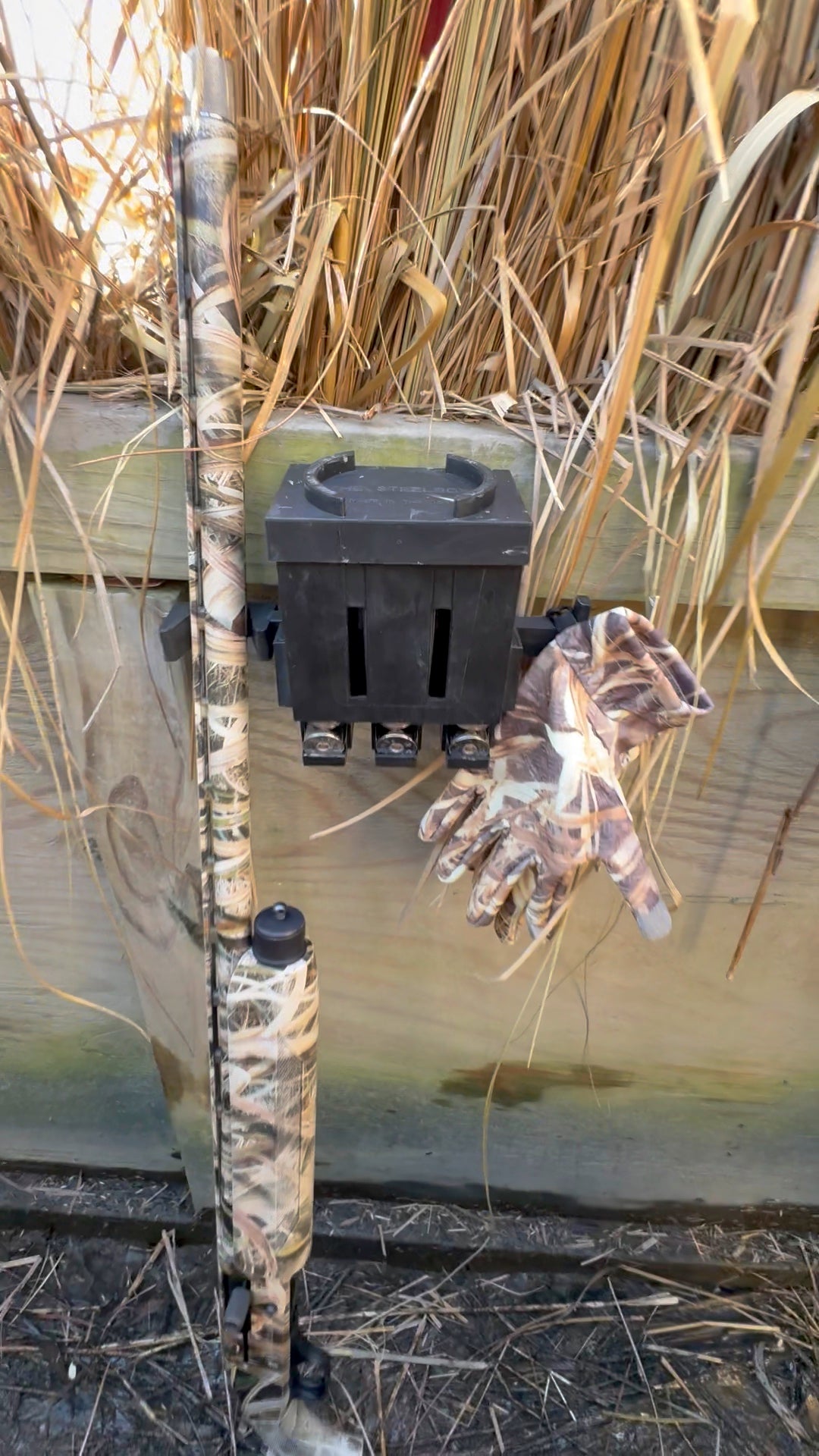 Waterproof-shotgun-shell-dispenser-mounted-in-blind